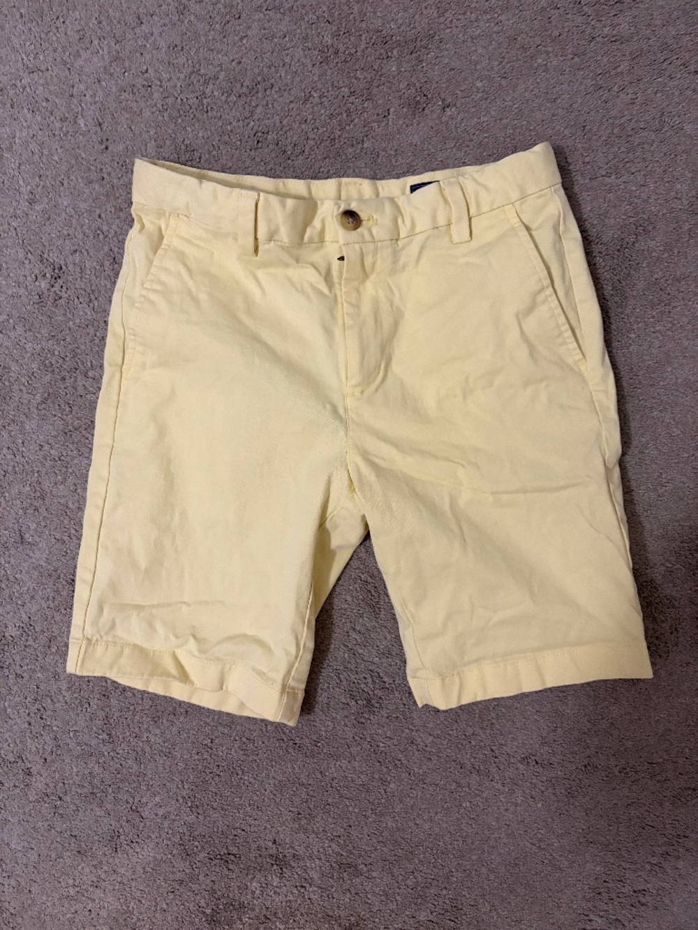 Vineyard Vines shorts